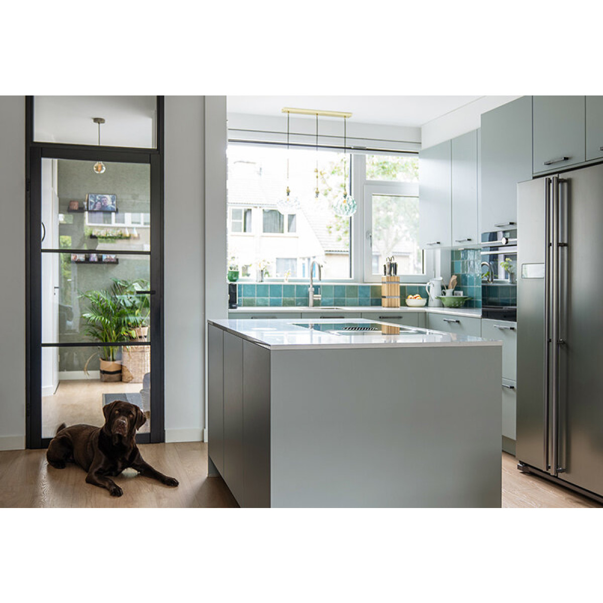 Onze keuken-montage-afdeling duplicated